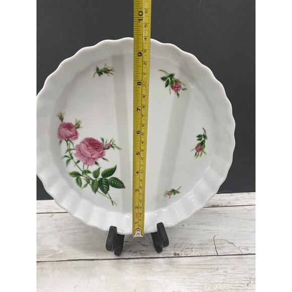 Christineholm Porcelain Rose Pattern Quiche, Tart, Pie Plate 9.5" Baking Dish - Picture 5 of 12